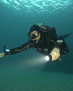 diving flashlight